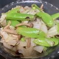 Rick_t's cooksnap of when they made 新玉ねぎとスナップエンドウのコンソメ炒め.