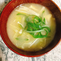yukarin222's cooksnap of when they made えのきとキャベツのみそ汁.