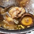 レナヒナ's cooksnap of when they made 香りから美味しい鶏と干し椎茸の薬膳スープ.