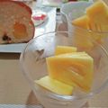 イベ長's cooksnap of when they made 台湾産パイナップルの切り方.
