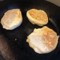 さやっ's cooksnap of when they made 食パンの代わり(クランペット).
