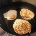 さやっ's cooksnap of when they made 食パンの代わり(クランペット).