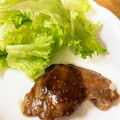 ∞らら∞'s cooksnap of when they made 鮪ほほのわさびソースステーキ菜の花添え.