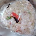 くりしぃ's cooksnap of when they made カニカマと塩昆布のおにぎり♪.
