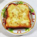 みぽぽ37's cooksnap of when they made はちみつとチーズのトースト.