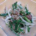 SILK0205's cooksnap of when they made もやしとニラの梅じゃこ和え.