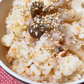 ハッピートリリン's cooksnap of when they made 簡単★鮭とたっぷりシメジの炊き込みごはん.