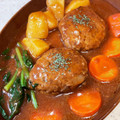 あい♪らんど's cooksnap of when they made 煮込みハンバーグ♪デミグラス缶使用.