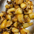 ぽてぽて☆☆'s cooksnap of when they made 舞茸とじゃがいものバター醤油.