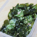 まる゜'s cooksnap of when they made きゅうりとわかめの酢の物.
