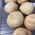 くりりん13's cooksnap of when they made 薄力粉だけ！ふわふわちぎりパン.