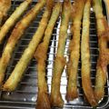 やーしー's cooksnap of when they made 簡単！シュウマイの皮でアスパラ春巻き.