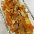 クックOJ817T☆'s cooksnap of when they made 人参と玉ねぎの卵とじ.