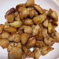 みるく大福's cooksnap of when they made ぼんじりとにんにくのころころスタミナ炒め.