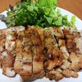 tekkokko☆'s cooksnap of when they made 旨い！鶏胸肉のにんにくバター醤油ステーキ.