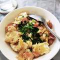 クックAEC07J☆'s cooksnap of when they made ソーセージとしめじの卵丼.