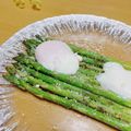 ルパンのかあさん☆彡's cooksnap of when they made アスパラを温泉卵でとろーっとサラダ.