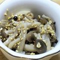 ゆけり３兄弟's cooksnap of when they made レンジで1分半！しめじのゴマ和え☆お弁当.