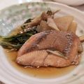 LunaJuno's cooksnap of when they made 塩鮭と大根のことこと煮….
