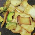 クックM96XDX☆'s cooksnap of when they made アボカドとエリンギのホットサラダ.
