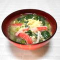 ＠迷子＠'s cooksnap of when they made 卵入り☆ほうれん草とカニカマのお味噌汁.