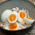 saki1010's cooksnap of when they made 卵とえのきのやみつき塩ナムル.