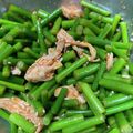 ノッケオ's cooksnap of when they made ピリ辛★ゆで鶏のにんにくの芽和え.