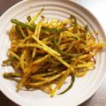 scottle12w's cooksnap of when they made 超簡単☆カレー味のモヤシ炒め.