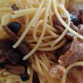 kam嫁's cooksnap of when they made キャベツと豚肉の味噌パスタ.