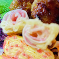 U☆kaoru's cooksnap of when they made 弁当に★簡単ハムと餃子の皮で薔薇の花.