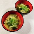 みぽぽ37's cooksnap of when they made キャベツとわかめのかき玉汁.