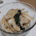 fu♪♪'s cooksnap of when they made 今が旬！新玉ねぎとわかめのごま和え.
