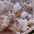あゆたっくん's cooksnap of when they made 【お弁当用】ゆかりとおかかもち麦おにぎり.