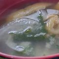 あゆたっくん's cooksnap of when they made 玉ねぎわかめ油揚げ入り味噌汁.