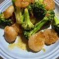 よーこ✳︎修行中's cooksnap of when they made 海老とブロッコリーのオイマヨ炒め.