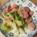 ちゃーりーWKY's cooksnap of when they made ソーセージとキャベツの炒め物.