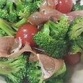 ぱにぱる's cooksnap of when they made デパ地下の味！ブロッコリーと生ハムサラダ.