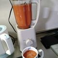 よちりん's cooksnap of when they made 手作りで大量消費♡母の完熟トマトジュース.