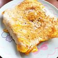 ハムちゃんず♡'s cooksnap of when they made フライパンでハムチーズエッグトースト.