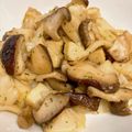 aipondayo's cooksnap of when they made 簡単！おいしい！筍とキノコのバター炒め.