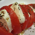 Ebi1783☆'s cooksnap of when they made 冷たいトマトでカプレーゼ♪切って挟むだけ.