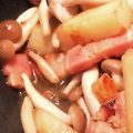 ともこここっこ's cooksnap of when they made あともう一品って時にじゃがベーコンしめじ.