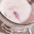 ぽてぽて☆☆'s cooksnap of when they made ★びっくりのいちごミルク★.
