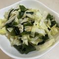 papikun's cooksnap of when they made キャベツとワカメのサラダ.