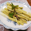 クックHG9V8Y☆'s cooksnap of when they made たしっぽ（イタドリ）の下処理方法.