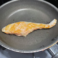 Ｒａｉｎｙ's cooksnap of when they made 旨みそのまま！塩鮭の塩抜き方法.
