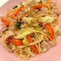 悠LOVE航's cooksnap of when they made ☆焼きうどん☆-お弁当☆.
