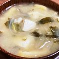 お塩と砂糖's cooksnap of when they made 茅乃舎の出汁で★玉ねぎと豆腐の味噌汁.