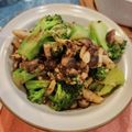 nanahouse1's cooksnap of when they made しめじとブロッコリーのペペロンチーノ炒め.