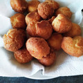 のんぴ☆♪'s cooksnap of when they made 意外と簡単！サーターアンダギー.